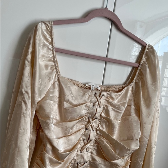 June & Hudson NWOT Cream Ruched Puff Criss Cross Closure Bohemian Blouse, Size L - Picture 5 of 12